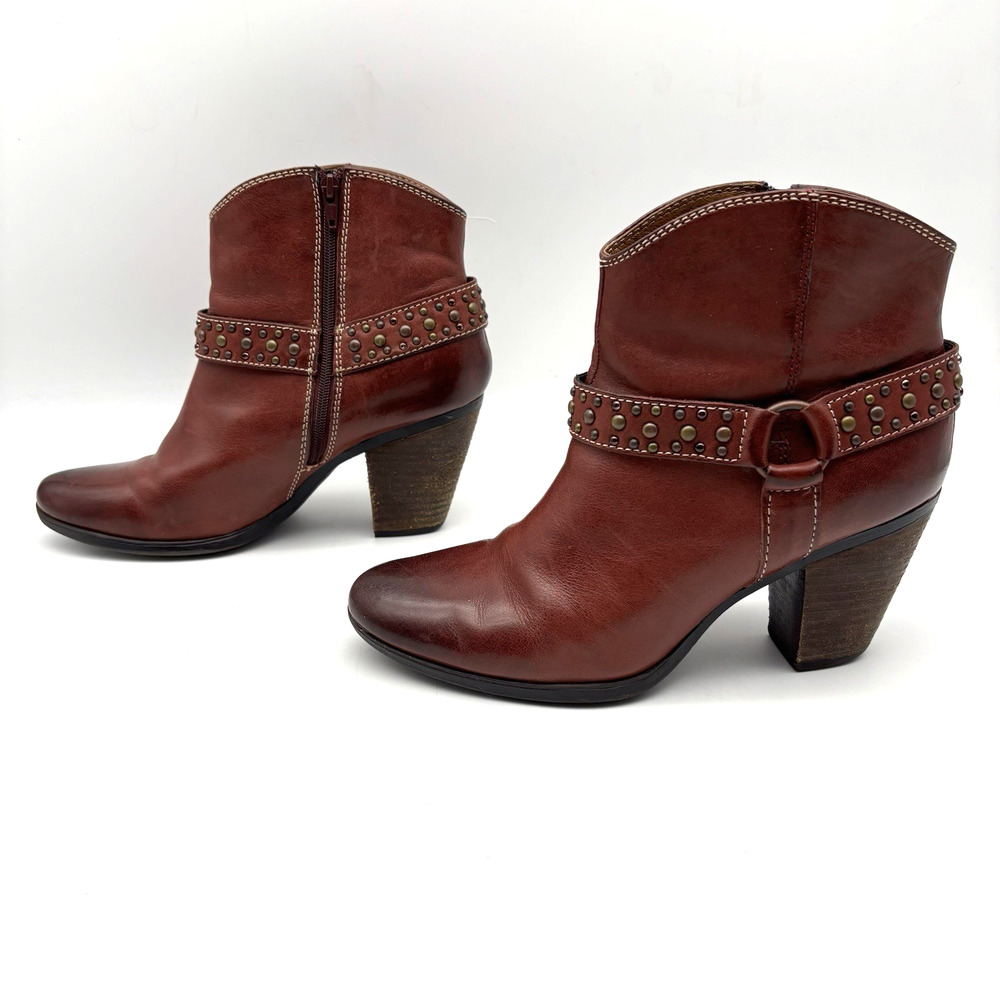 Sofft Brown Studded Leather Ankle Boots - Picture 5 of 16